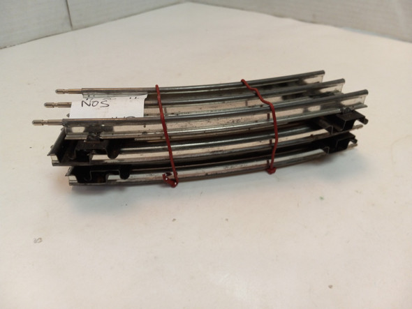 RESALE SHOP - Bundle of 4 Lionel Curved Track- USED - WINO-C1-U6085