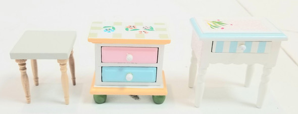 RESALE SHOP - Lot of 1/12 Dollhouse (2 and 1 Drawer) decorative Dressers (2) and end table (1) - BOST-KIDSLOT-LN7283