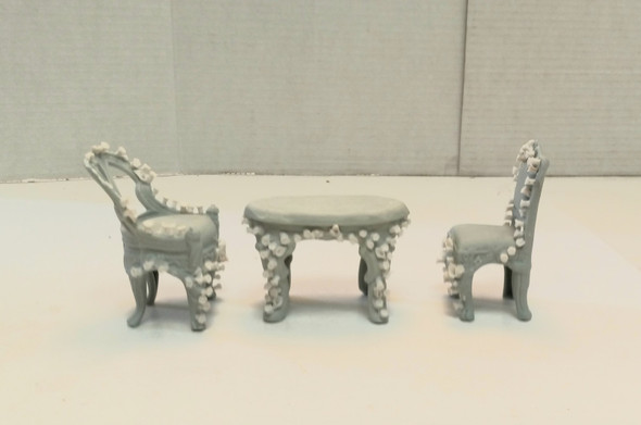 RESALE SHOP - VTG 1:12 Dollhouse Fairy Garden Patio Set- decorated with white mushrooms- OOAK - DASI-PATIOSET-NS7172