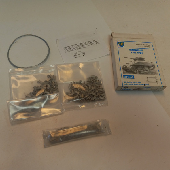 RESALE SHOP - Friulmodel Metal Tracks for 1/35 US Sherman T51 Type (200 links) - JIMI-ATL-47-NOB7252