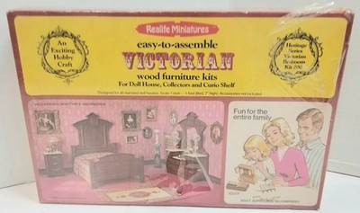 RESALE SHOP - Realife Miniatures Victorian Wood Furniture 1:12 Bedroom Kit #200 - RUMA-200-NS7245