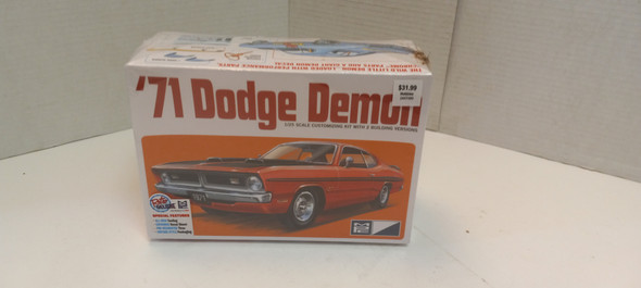 OakridgeStores.com | RESALE SHOP - 1:25 MPC 1971 Dodge Demon PLASTIC MODEL KIT *SEALED* - BREV-997-12-NS7904