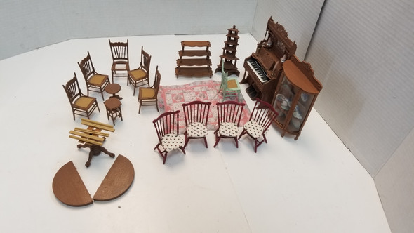 OakridgeStores.com | RESALE SHOP - HALLOWEEN HOUSE Lot of Furniture and other oddities- preowned- sold as is - BOST-H1-U8442