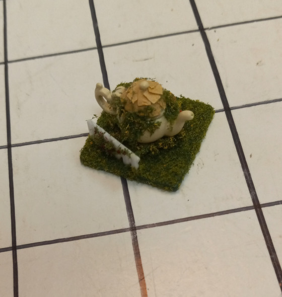 OakridgeStores.com | RESALE SHOP - Handmade 1:12 Moss-covered Tea Pot House on Tiny Base-signed 2001 H. Giesey - BOST-MOSS-LN7512