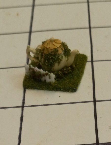 OakridgeStores.com | RESALE SHOP - Handmade 1:12 Moss-covered Tea Pot House on Tiny Base-signed 2001 H. Giesey - BOST-MOSS-LN7512
