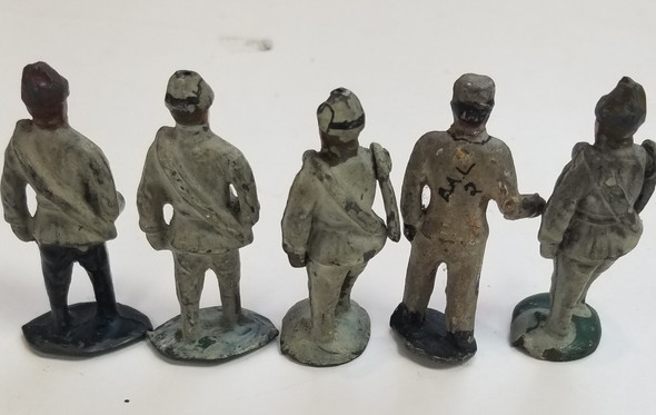 OakridgeStores.com | RESALE SHOP - VTG Unbranded 5 White/Gray Lead Soldiers 2" tall - LRBR-5WGS-U7606