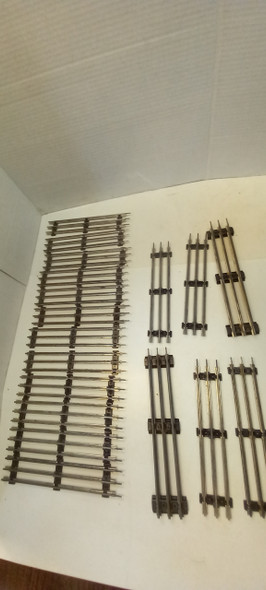 OakridgeStores.com | RESALE SHOP - Lot Of 18 Marx Track pieces O scale - STORE-MARX2-U7446