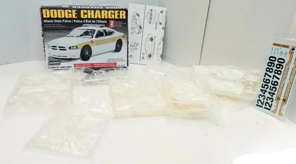 OakridgeStores.com | RESALE SHOP - Lindberg Dodge Charger Illinois State Police 1/24 #72783 - BREV-72783-NOB8519