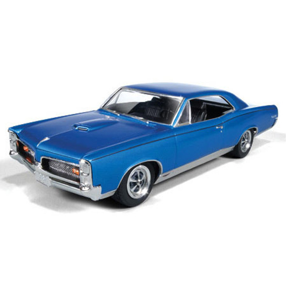 AMT/MPC - 1/24 67 Pontiac GTO - Plastic Model Car Kit (MPC710) 858388007100