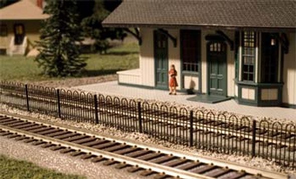 ATLAS - Model Railroad - HO Hairpin Fence 35 - Train Accessories (HO Scale) (774) 732573007741