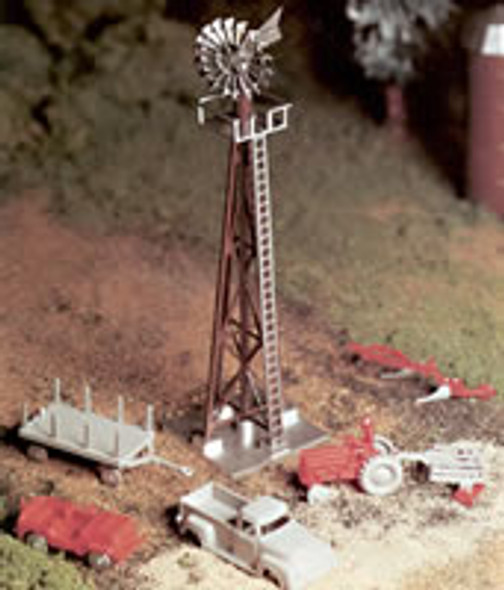 BACHMANN - O Scale Windmill with Farm Machine Kit (45603) 022899456034