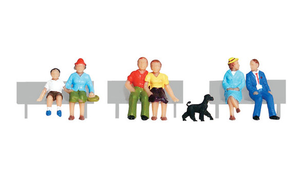 WOODLAND SCENICS - Sitting & Waiting (HO Scale) (A1834) 724771018346