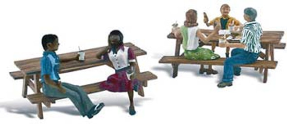 WOODLAND SCENICS - N Outdoor Dining - Train Figures (N Scale) (A2214) 724771022145