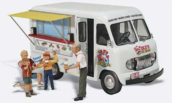 WOODLAND SCENICS - N Ike's Ice Cream Truck - Train Accessories (N Scale) (AS5338) 724771053385