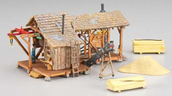 WOODLAND SCENICS - HO Built-Up Buzz's Sawmill - Train Building (HO Scale) (BR5044) 724771050445