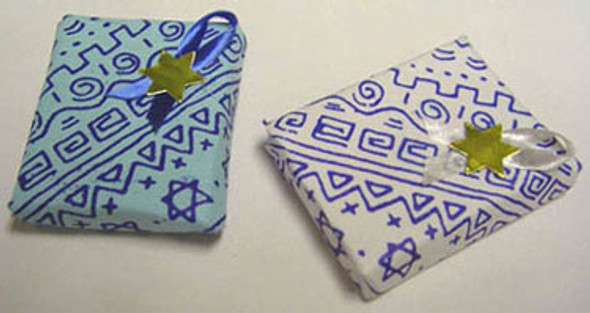 BY BARB - 1" Scale Dollhouse Miniature - Wrapped Jewish Gift Blue Or White (JHD4J)