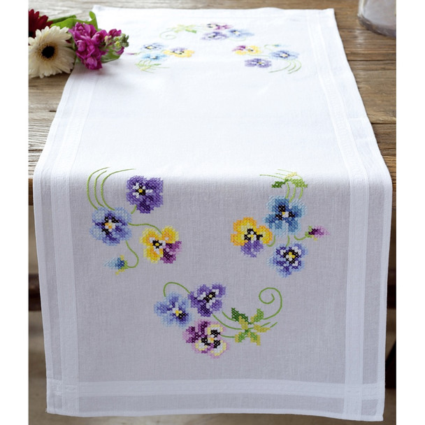 VERVACO - Pretty Pansies Table Runner Stamped Embroidery Kit-16"X40" (V0145233) 5413480405206