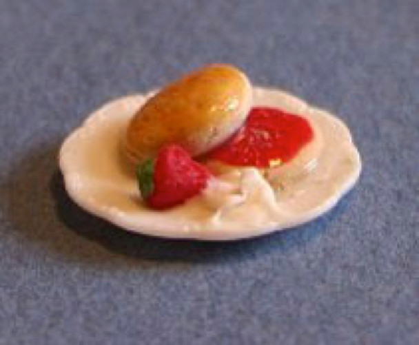 RAINDROP MINIATURES - 1" Scale Dollhouse Miniature - Biscuit & Jam on Plate (1)