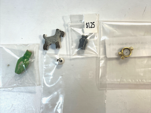 RESALE SHOP - 1:24 Scale Dollhouse Pet Accessories