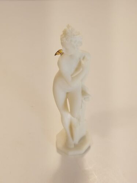 RESALE SHOP - 1:12 Dollhouse Statue Of Woman w/ Butterfly - Preowned
