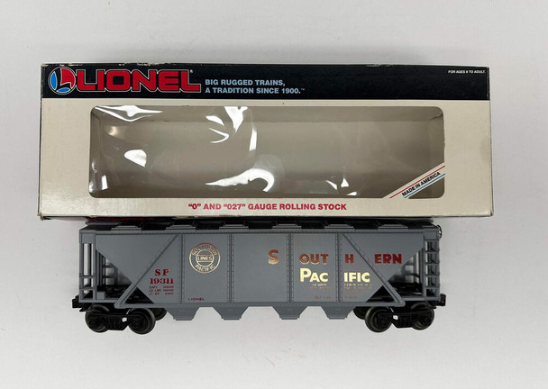 RESALE SHOP - Lionel Southern Pacific Covered Hopper 6-19311