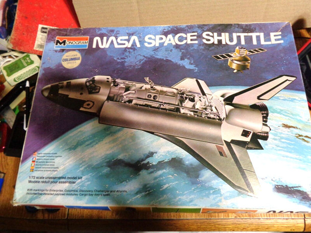 RESALE SHOP - NOB Monogram, NASA Space Shuttle, # 5702, 1/72 Scale, 1979 [T6]