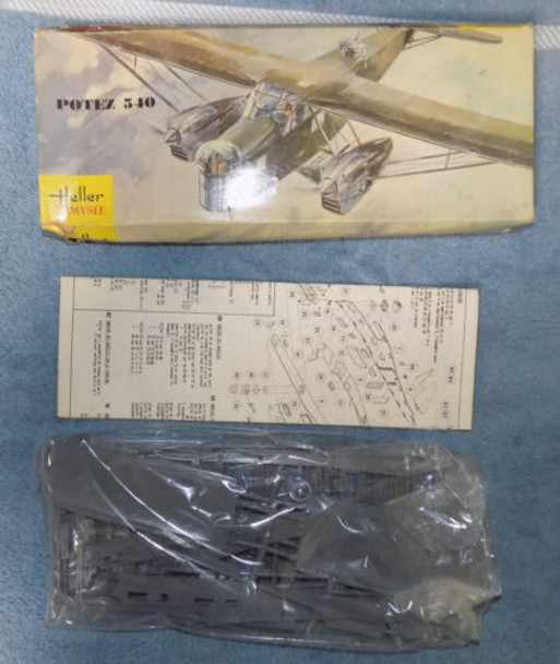 RESALE SHOP - 1967 Heller No. L395 - Potez 540 Airplane 1/72 scale model  s6