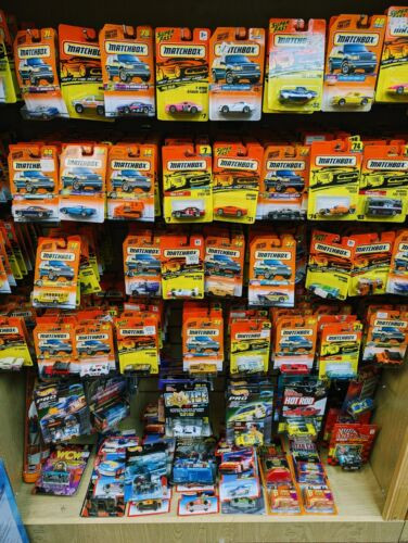 RESALE SHOP - Vtg Random Assorted 1990s Matchbox - Lot Of 10 - New - READ DESC.