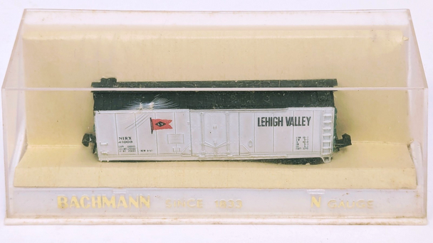 RESALE SHOP - Bachmann N Scale Lehigh Valley Boxcar #41003