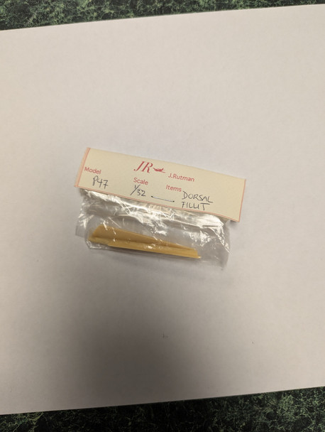 RESALE SHOP - J. Rutman Resin Set For 1/32 airfix p47--- Dorsal fillit