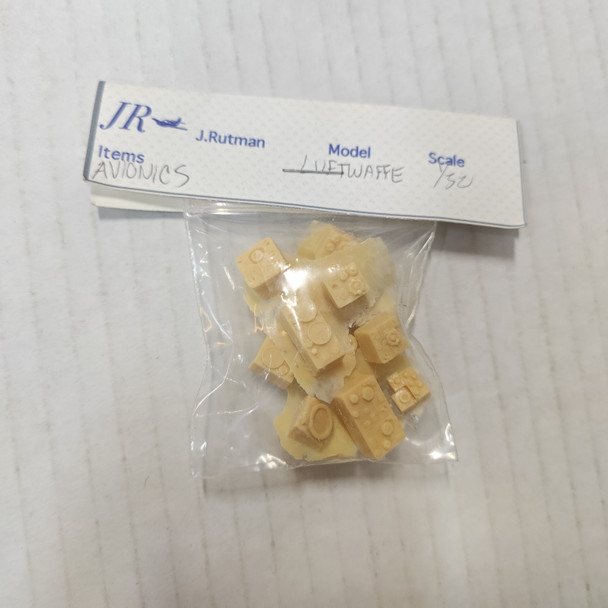 RESALE SHOP - Jerry Rutman JR 1/32 LUFTWAFFE AVIONICS RESIN DETAIL SET