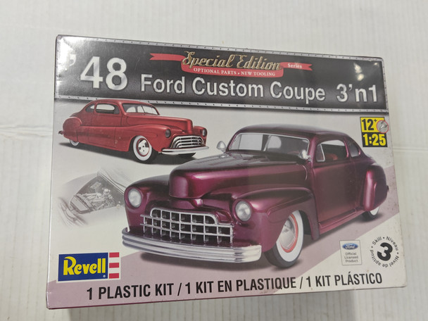 RESALE SHOP - Revell 1/25 Special Edition 1948 Ford Custome Coupe 3 'n 1 Model Kit 85-4253