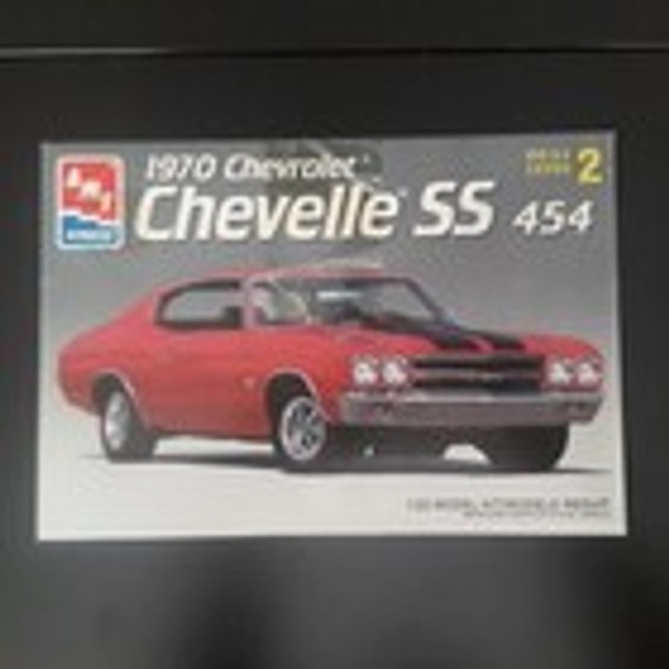 RESALE SHOP - AMT ERTL 1970 Chevrolet Chevelle SS 454 1/25 Scale Model Kit #8940
