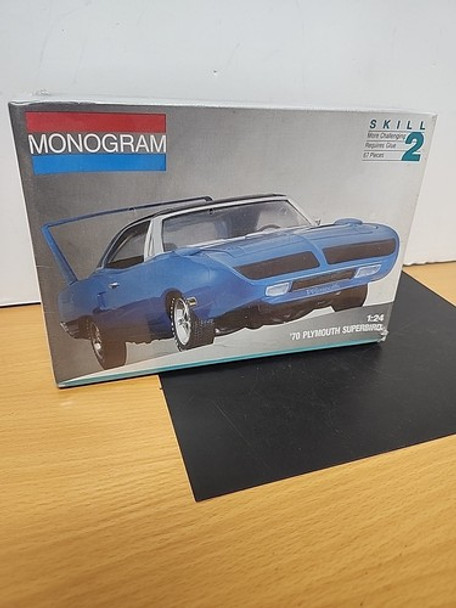 RESALE SHOP - Monogram! '70 Plymouth Superbird 1/24 Scale Plastic Model Kit (READ)