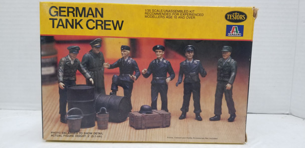 RESALE SHOP - Testors/Italeri 1/35 German Tank Crew #845 RESALE SHOP - Testors/Italeri 1/35 German Tank Crew #845