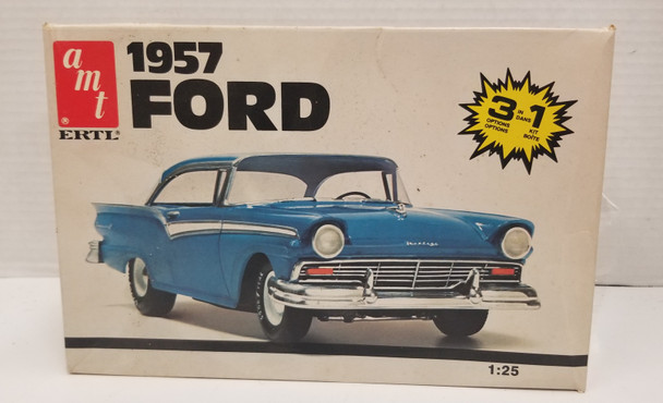 RESALE SHOP - AMT/ERTL 1/25 1957 Ford #6584