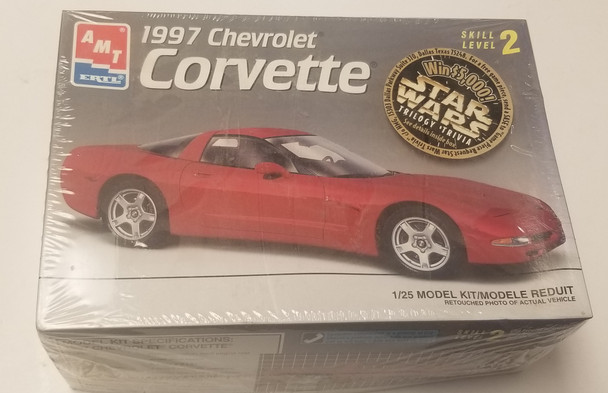 RESALE SHOP - AMT Ertl #8327 1:25 scale 1997 Chevy Corvette