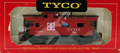 RESALE SHOP - Tyco HO Scale Santa Fe 8-Wheel Caboose - Preowned