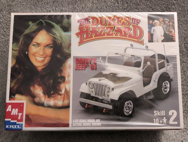 RESALE SHOP - AMT/ERTL Dukes of Hazzard Daisy's Jeep CI Vintage 2002 1:25 Model Kit