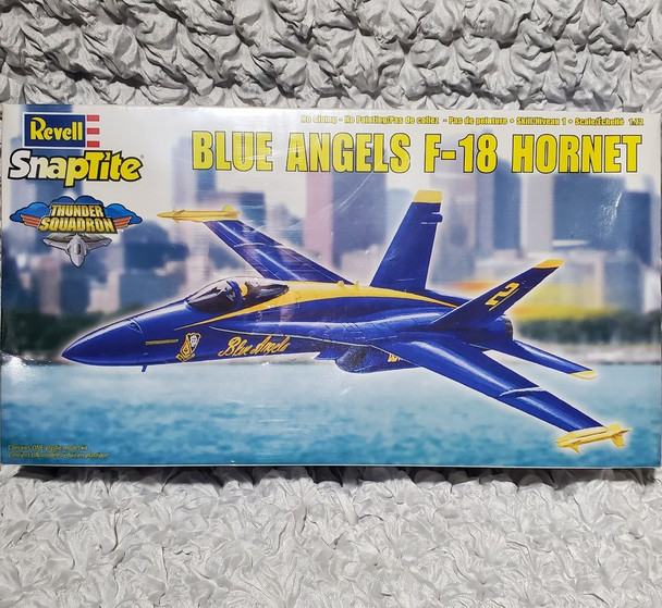 RESALE SHOP - Snap Tite Blue Angels F-18 Hornet Fighter Jet 1/72 Scale Model Kit