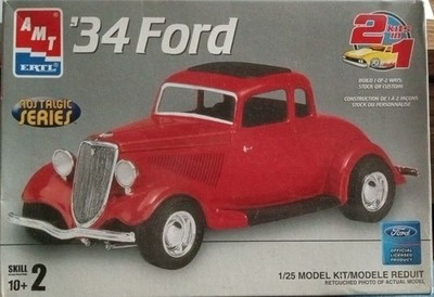 RESALE SHOP - AMT- '34 Ford 1:25 Scale Hot Rod 2n1 Plastic Car Model Kit c2007