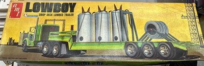 RESALE SHOP - AMT Loadcraft Drop Deck Lowbed Trailer 1/25 Model Kit Vintage c1971