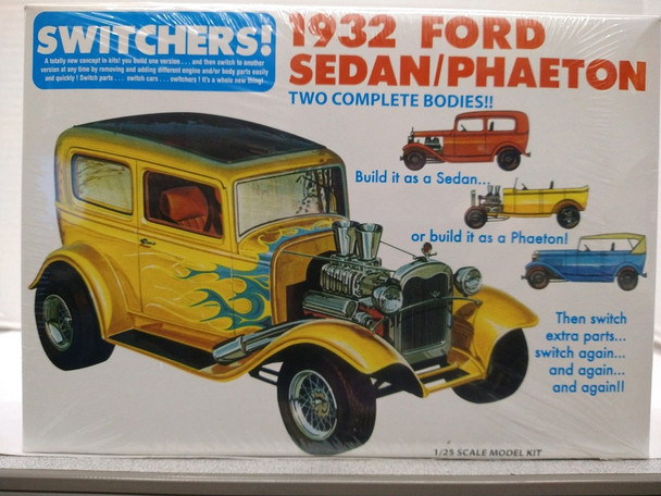 RESALE SHOP - AMT 21896P Switchers! 1932 Ford Sedan/Phaeton 1/25 Scale Plastic Model Kit c2007