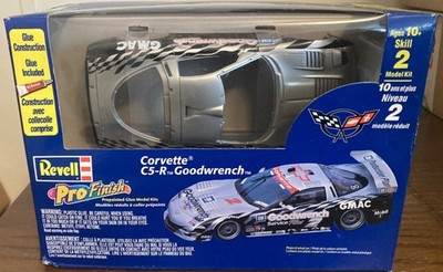RESALE SHOP - Revell Pro Finish Chevrolet Corvette C5R Goodwrench 1:25 Plastic Model Kit c2000