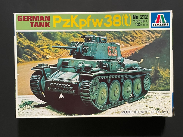 RESALE SHOP - Italeri German PzKpfw 38 Military Tank 212 1/35 Scale Model Kit