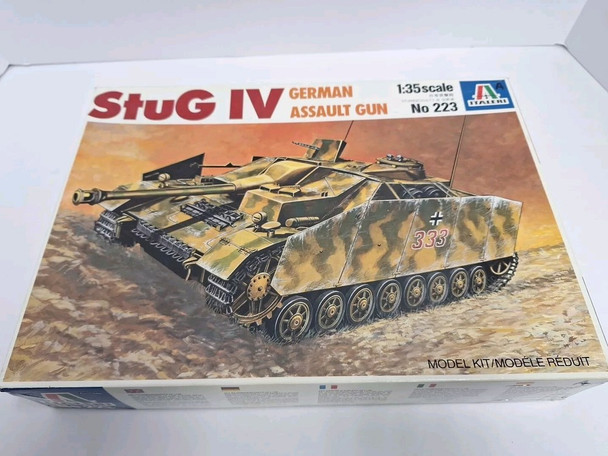 RESALE SHOP - ITALERI German Sd.Kfz.167 Sturmgesch�tz IV 1:35 Scale Model Tank Kit