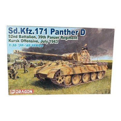 RESALE SHOP - Dragon Sd.Kfz.171 Panther D 39th Panzer Reg. Kursk Offensive 1:35 Tank Model Kit