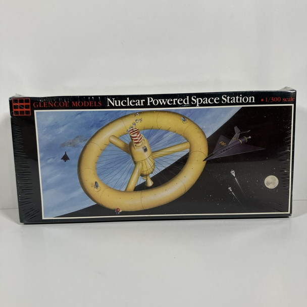 RESALE SHOP - Glencoe Models Nuclear Powered Space Station 1:300 Model Kit c1993 - PAER-GLN-05909-NOB7799