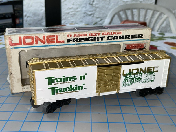 RESALE SHOP - Lionel Trains N Truckin' Box Car O Scale #6-7803 - RIOR-6-7803-NOB4826