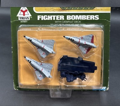 RESALE SHOP - KENNER Mega Force Triax FIGHTER BOMBERS + Catapult Deck Diecast c1989 - - RSTY-KEN5040-U8071